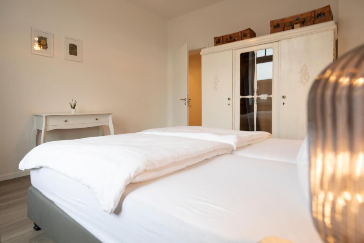 Jaybnb - Apartment Direkt Am Hafen Mit Terrasse Und Uhd Tv Дортмунд Екстериор снимка