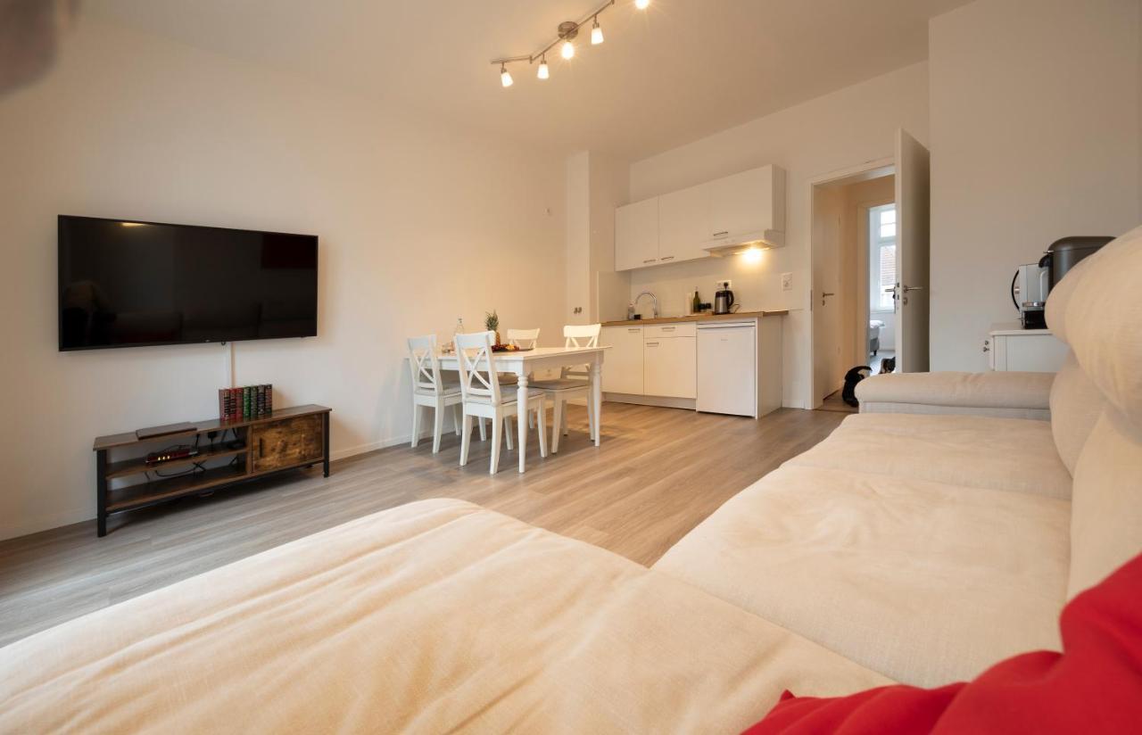 Jaybnb - Apartment Direkt Am Hafen Mit Terrasse Und Uhd Tv Дортмунд Екстериор снимка