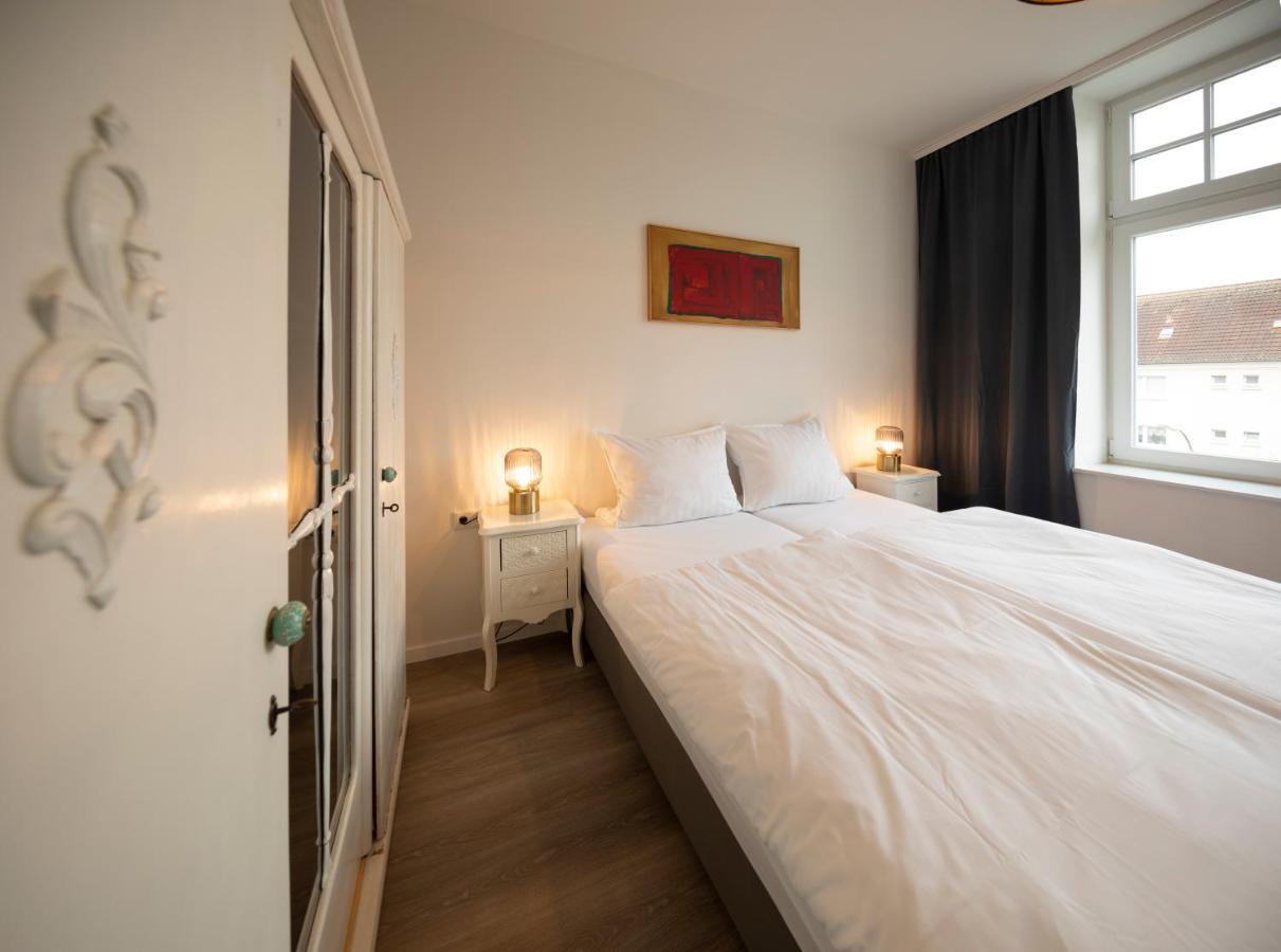 Jaybnb - Apartment Direkt Am Hafen Mit Terrasse Und Uhd Tv Дортмунд Екстериор снимка